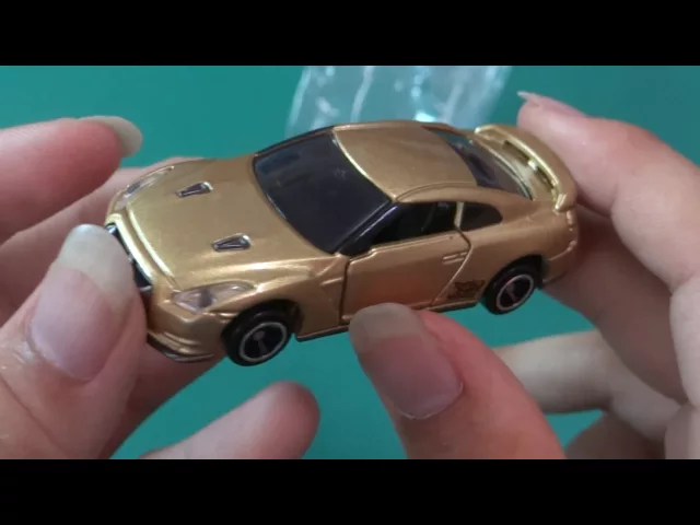 トミカ tomica no.13 會場限定紀念車 nissan gt-r 香檳金色 開箱